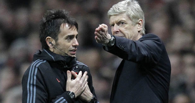 Wenger sợ trọng tài sẽ 'tiếp tay' cho Bayer hại Arsenal